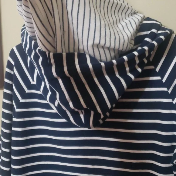 DOUBLEHOOD Blue White hoodie with knot detail - Picture 4 of 10